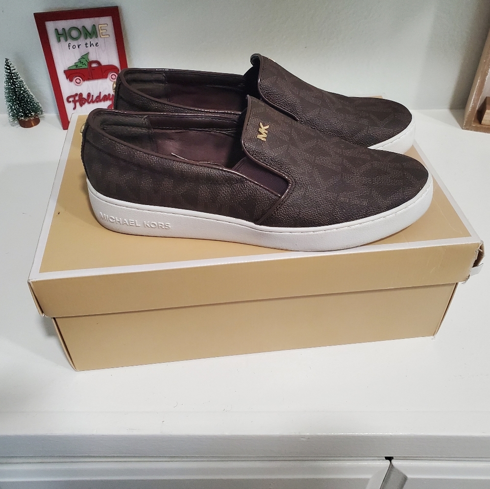 Michael kors slip ons
